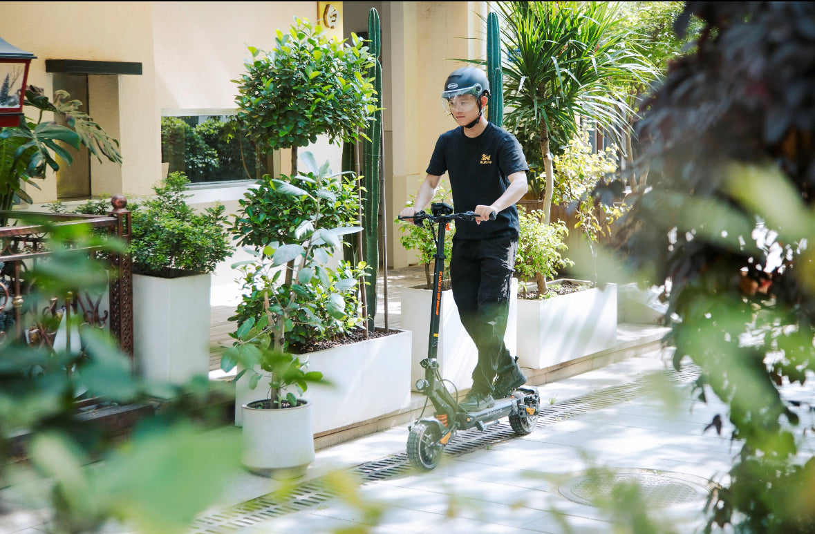 Kukirin G2 Master 2025 52V 20.8Ah battery, 1000W*2 drive motor Electric Scooter